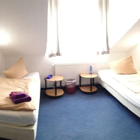 Alte Poststation أوفيرات