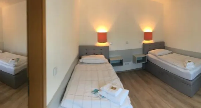 מלון Alte Poststation 3*